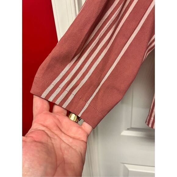 Torrid Mauve & White Stripe Suit Jacket Blazer sz 4X EUC - Picture 3 of 7